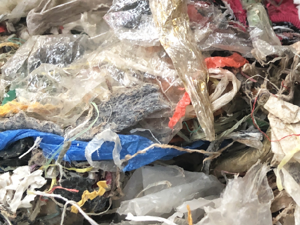 金双联纸塑分离机助力废旧塑料回收再利用