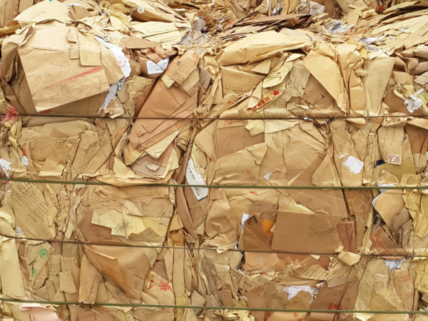 废旧牛皮纸