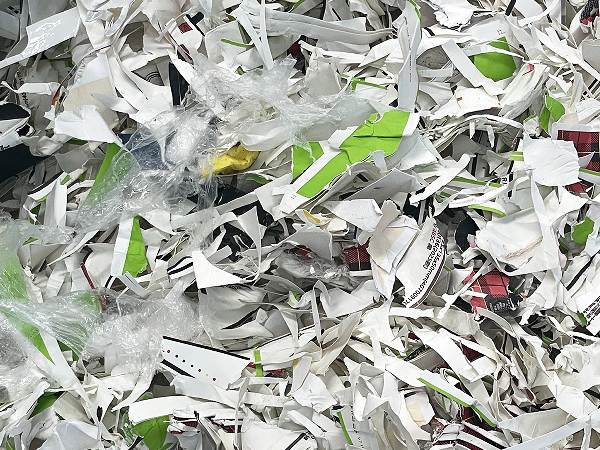 废旧纸塑料